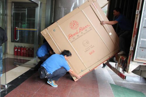 霍林郭勒钢琴贵重工艺品无忧运